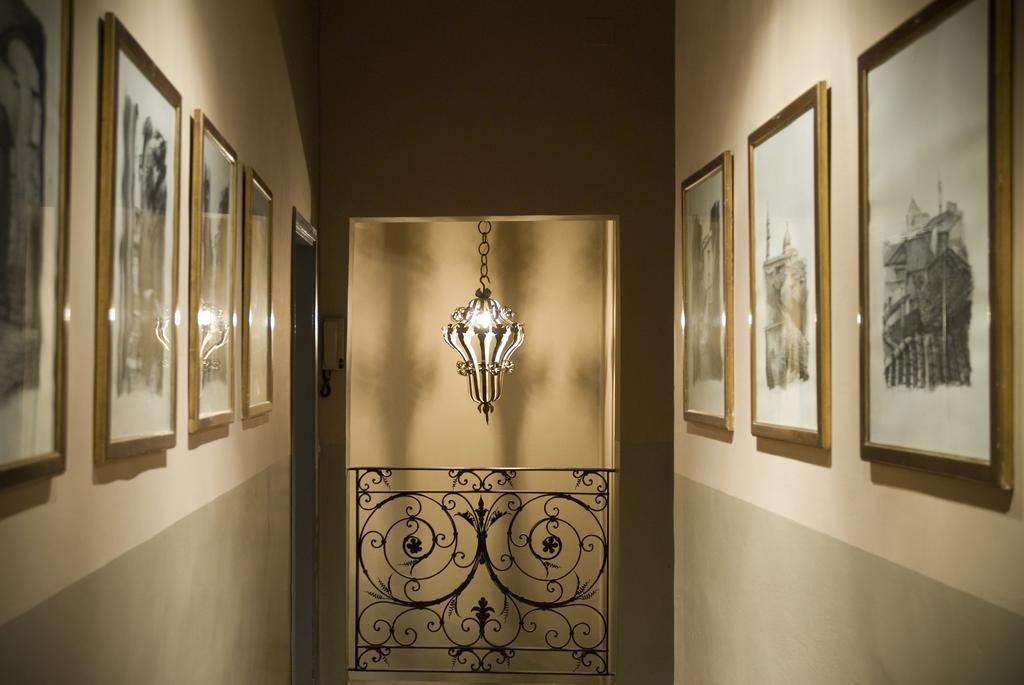 N4U Guest House Florence Extérieur photo