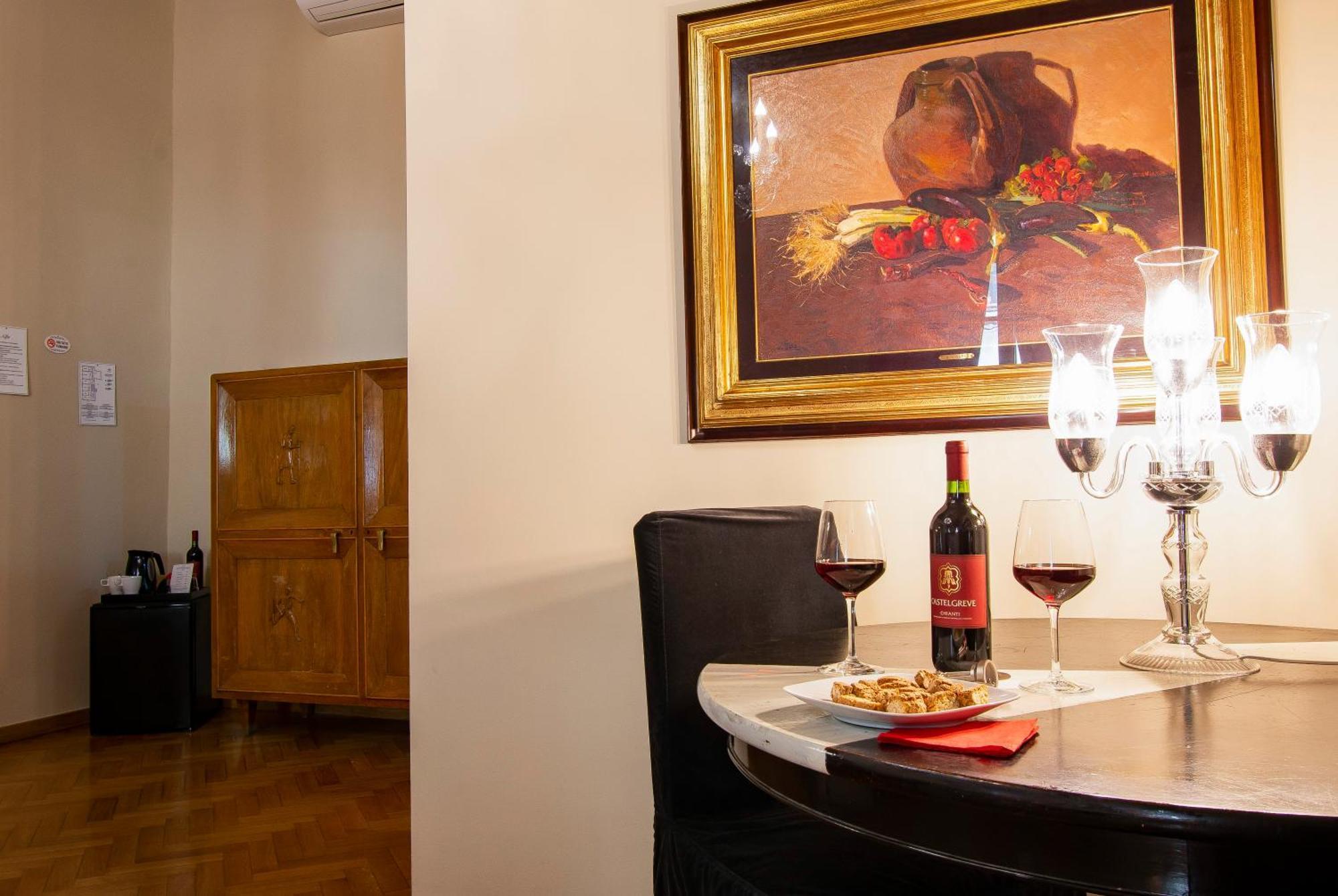 N4U Guest House Florence Extérieur photo
