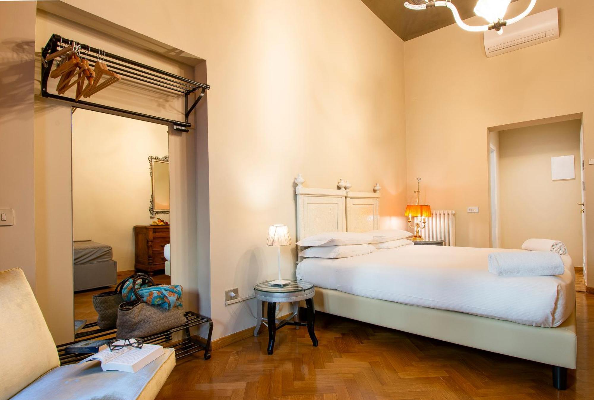 N4U Guest House Florence Extérieur photo