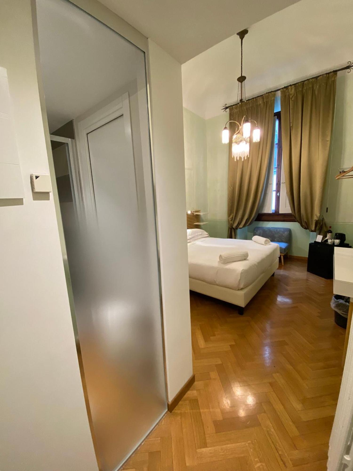 N4U Guest House Florence Extérieur photo