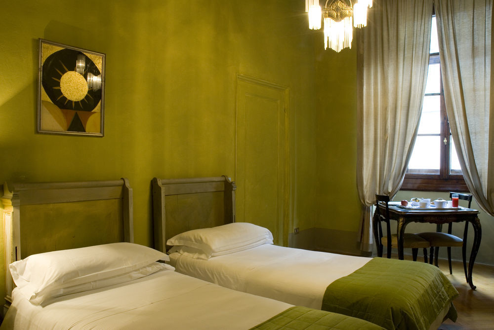 N4U Guest House Florence Extérieur photo